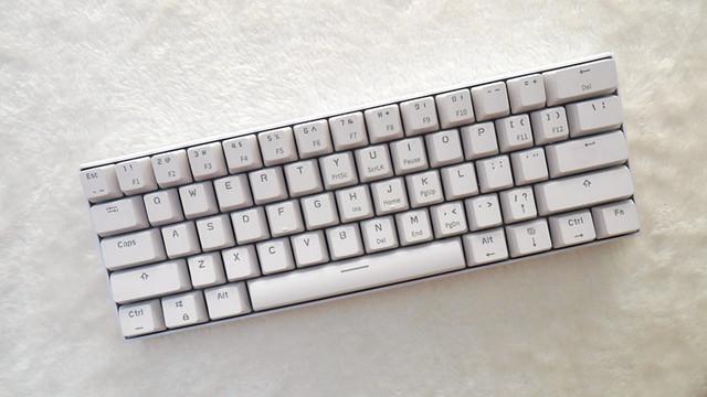 原厂樱桃轴 迷你身材,这款机械键盘价格还比小米机械键盘便宜!